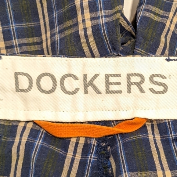 2/$20 Dockers blue plaid shorts sz 40 - Picture 5 of 6